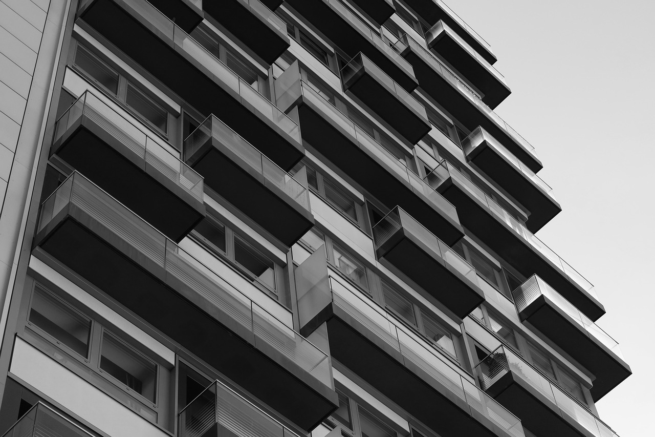 découvrez l'importance de la façade dans l'esthétique et la structure d'un bâtiment. apprenez comment choisir les matériaux, les couleurs et les styles pour valoriser votre projet architectural.